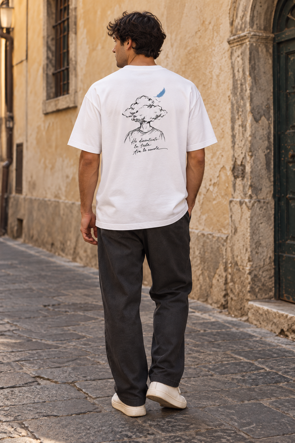 Tra le nuvole — T-shirt morbida oversize